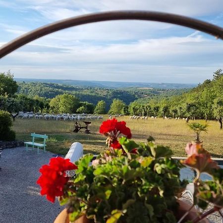 Domaine La Garenne Bed & Breakfast Reilhaguet Екстериор снимка