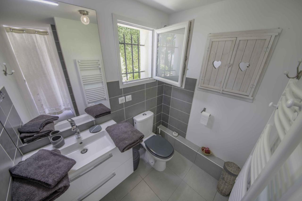 Domaine La Garenne Bed & Breakfast Reilhaguet Екстериор снимка