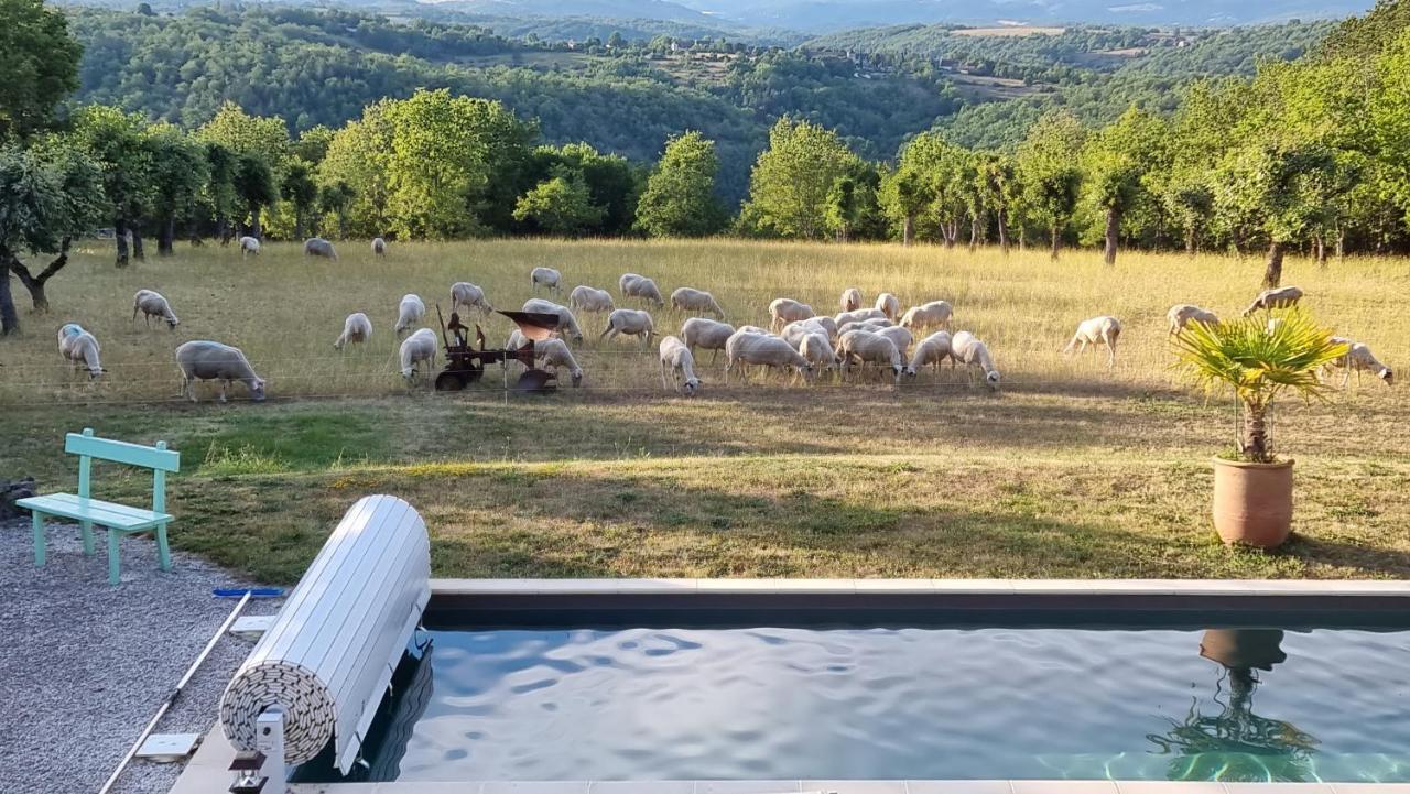 Domaine La Garenne Bed & Breakfast Reilhaguet Екстериор снимка